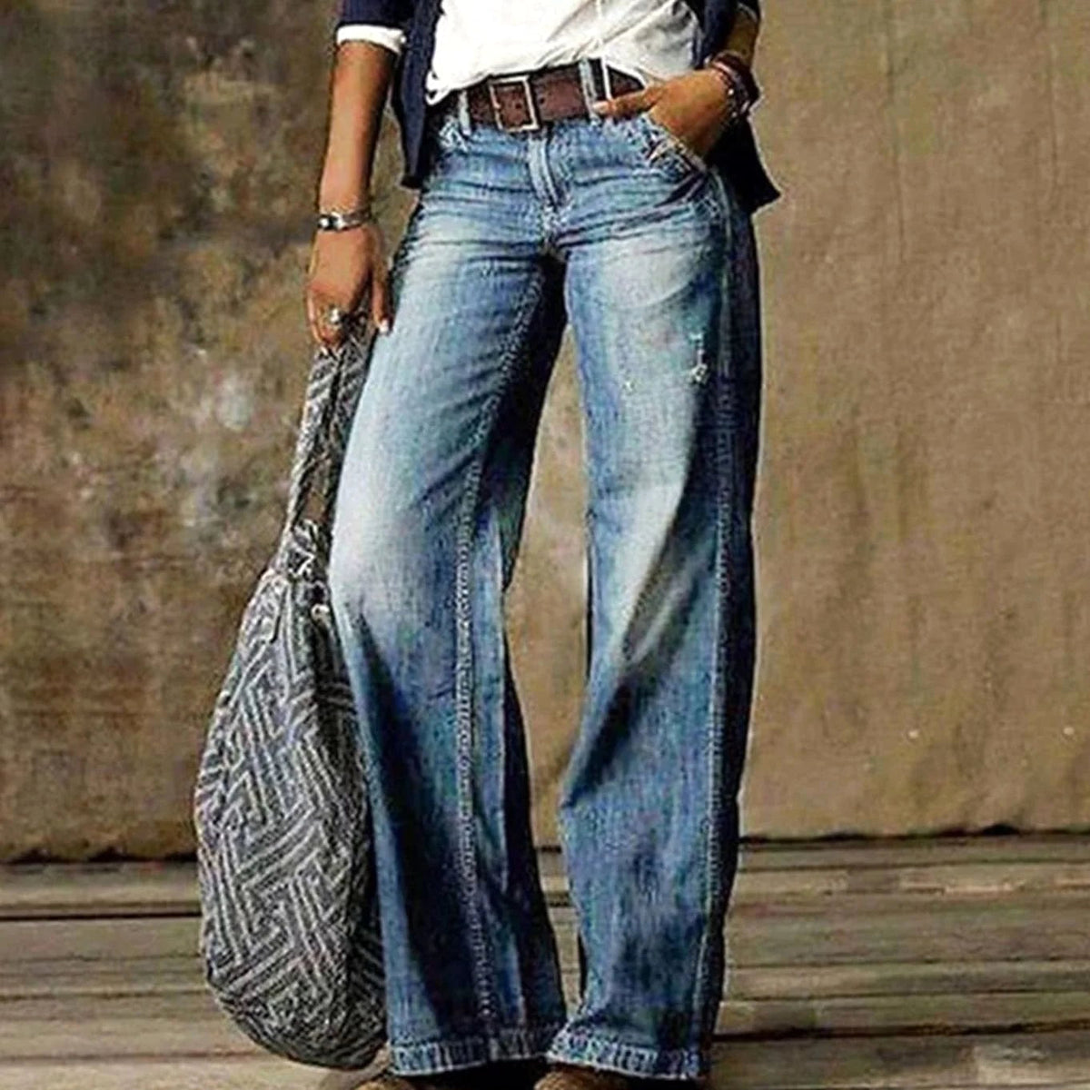 Camille | Women's High-Waist Wide-Leg Jeans, Relaxed Straight Denim Jeans | Bella Blue | Light Blue