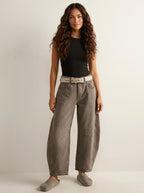Freya | Women's Relaxed Barrel Jeans, High-Waist Denim Jeans | Bella Blue | Beige