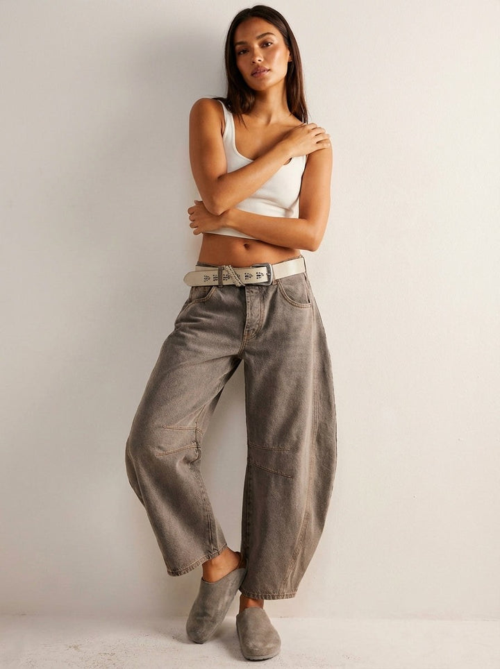 Freya | Women's Relaxed Barrel Jeans, High-Waist Denim Jeans | Bella Blue