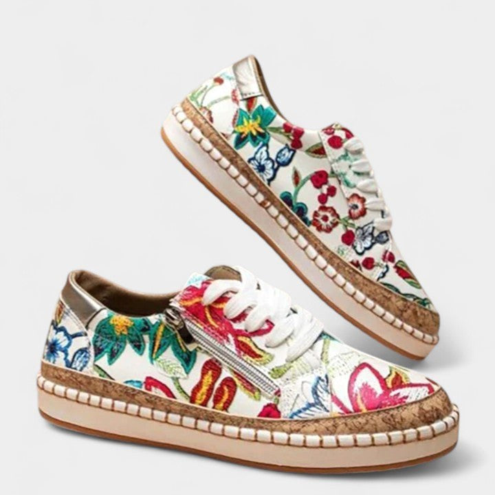 Maisie | Women's Lace-Up Low-Top Trainers, Textured Sole Walking Shoes | Bella Blue