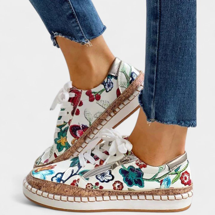 Maisie | Women's Lace-Up Low-Top Trainers, Textured Sole Walking Shoes | Bella Blue