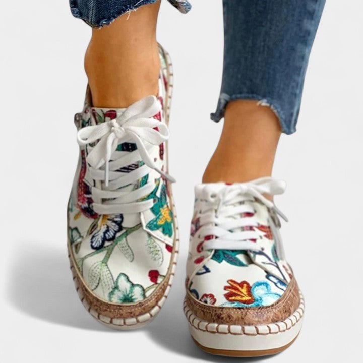 Maisie | Women's Lace-Up Low-Top Trainers, Textured Sole Walking Shoes | Bella Blue